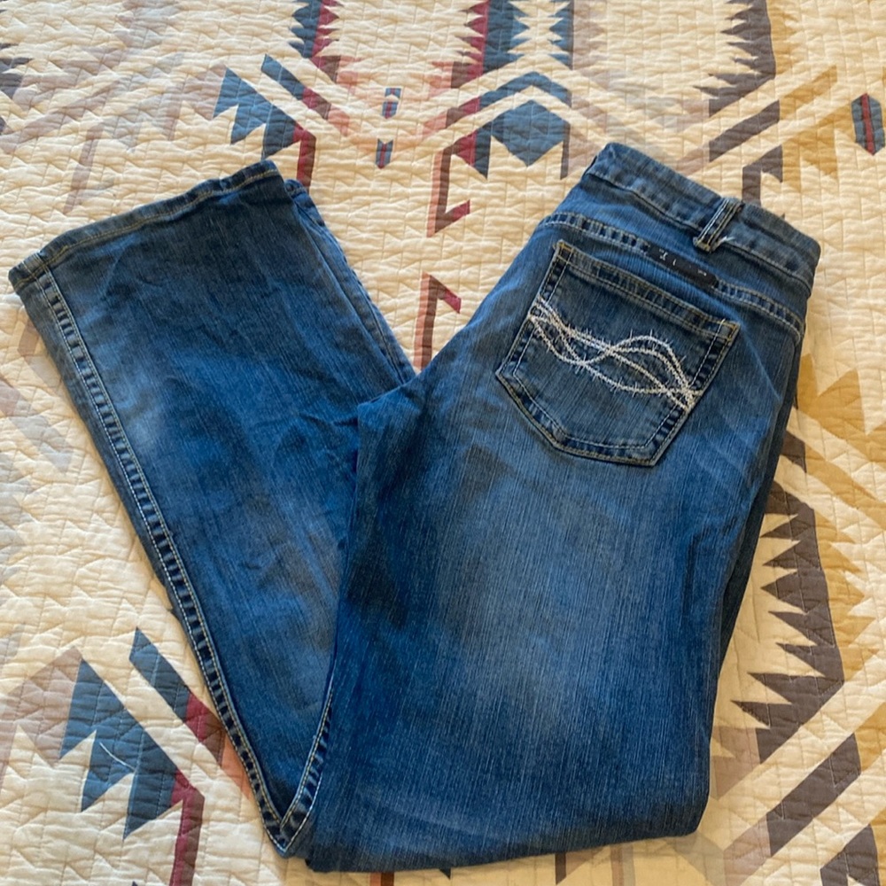 Women’s Cowgirl Tuff low rise boot cut jean size 30x33